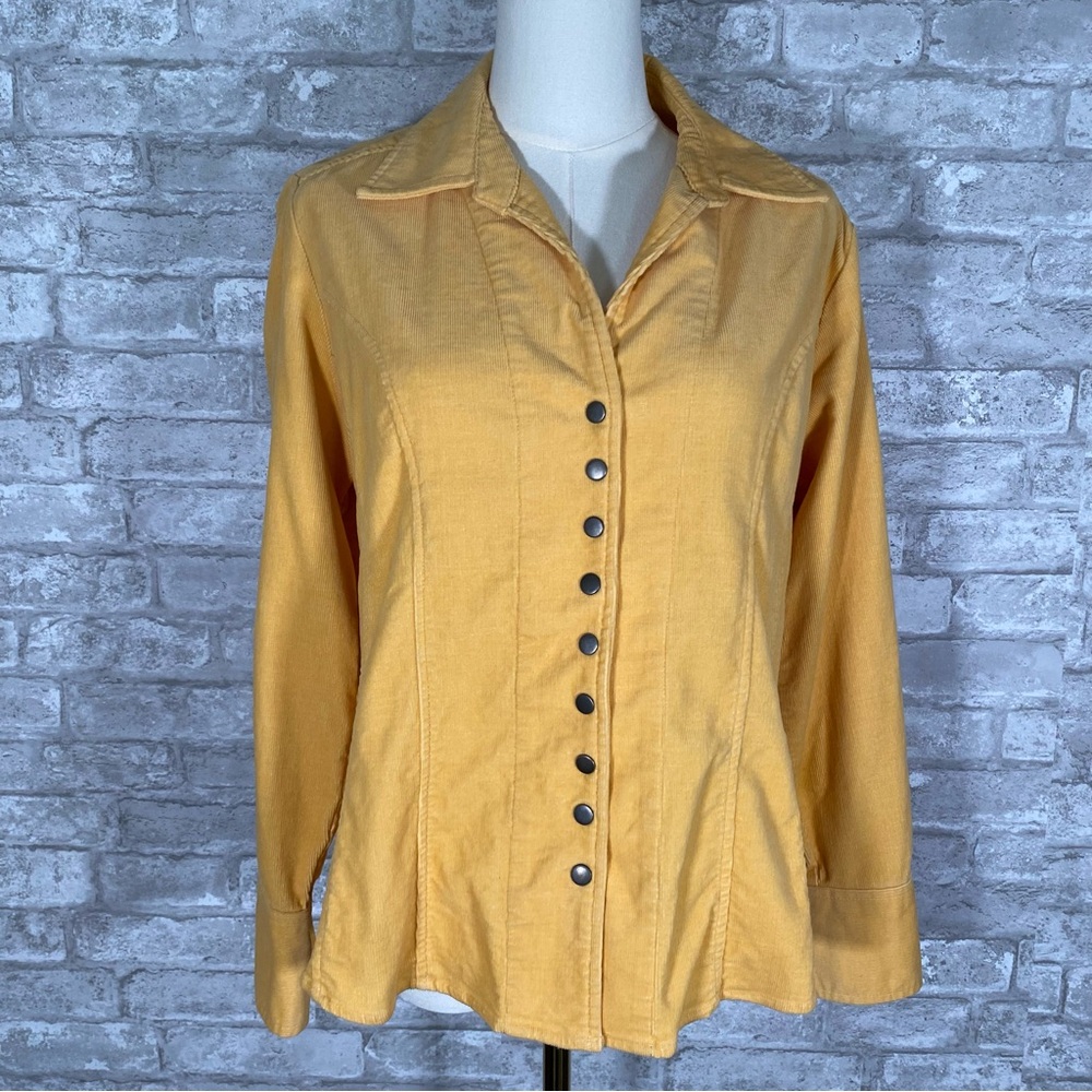 Yellow corduroy casual stretch snap Button-Up Top women’s medium eclectic